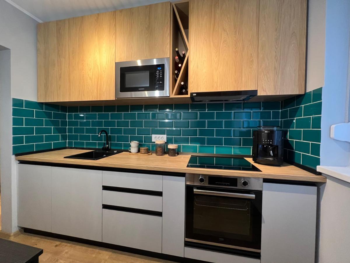 Riverside Jungle Green Apartment Oradea Ngoại thất bức ảnh