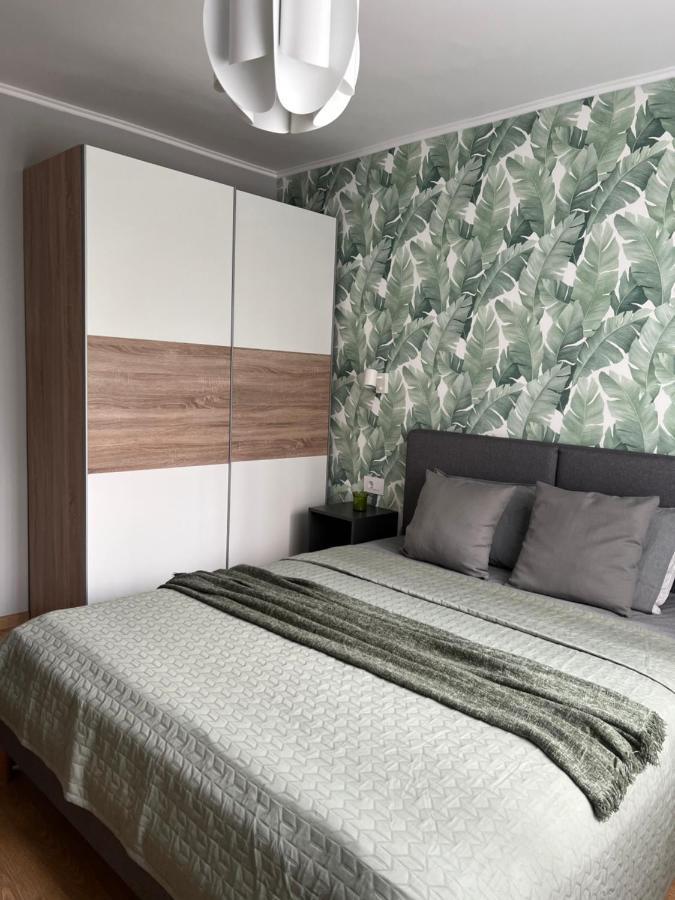 Riverside Jungle Green Apartment Oradea Ngoại thất bức ảnh