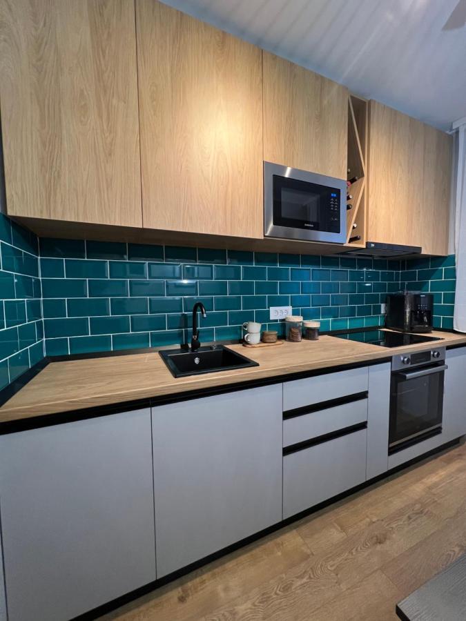 Riverside Jungle Green Apartment Oradea Ngoại thất bức ảnh