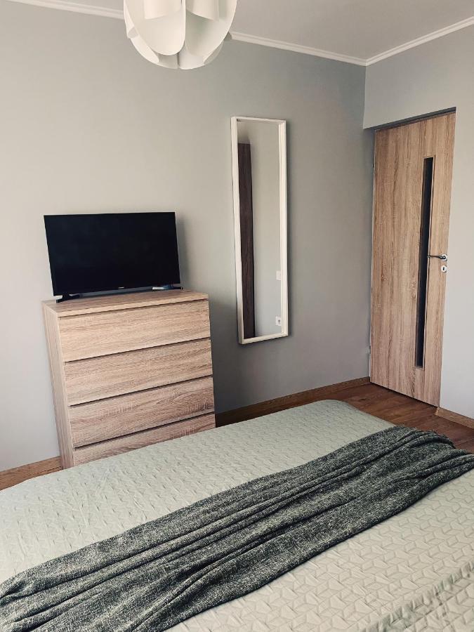 Riverside Jungle Green Apartment Oradea Ngoại thất bức ảnh